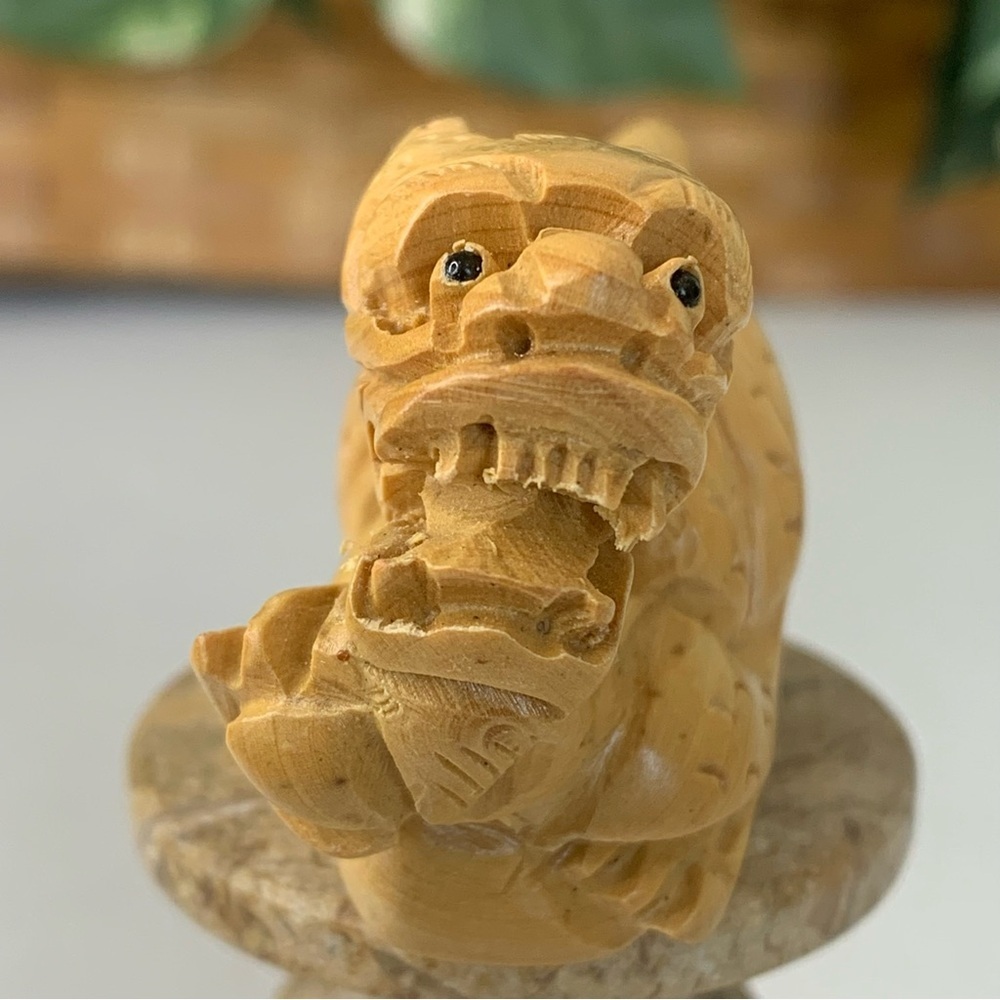 Japanese Netsuke Dragon Snake Beast Boxwood Carving Hand Carved Wood Animal 3.5" - Picture 4 of 16